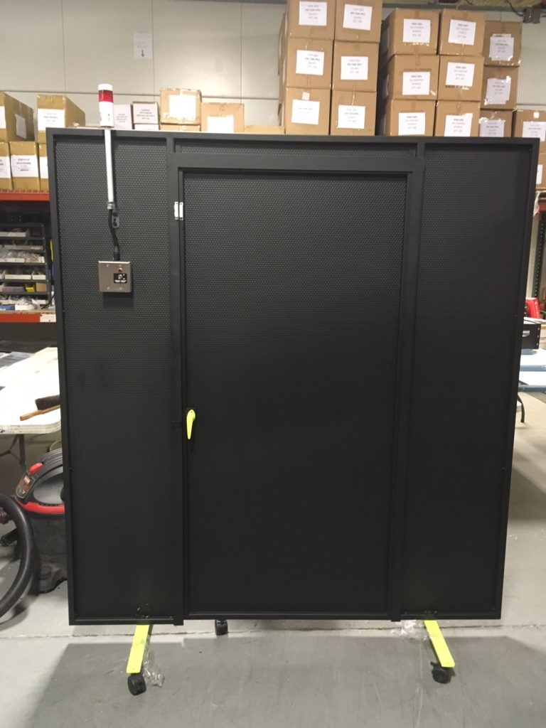 EVER-GUARD® Barrier with Tower Warning Light