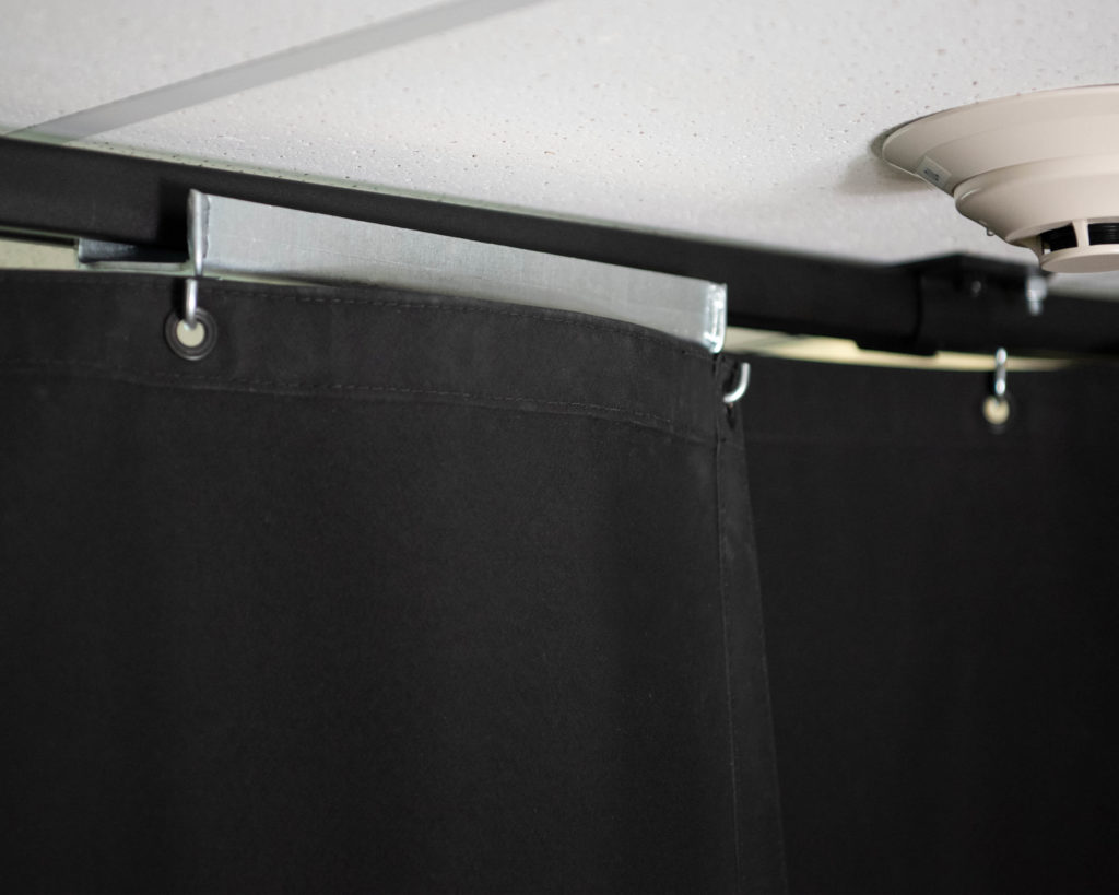 FLEX-GUARD® Curtain, Single Bypass