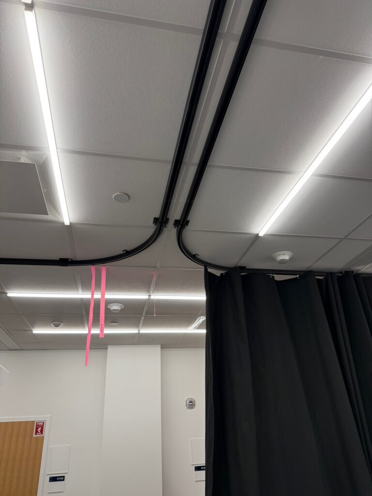 FLEX-GUARD® Curtains in Laser Lab Project 5262-1