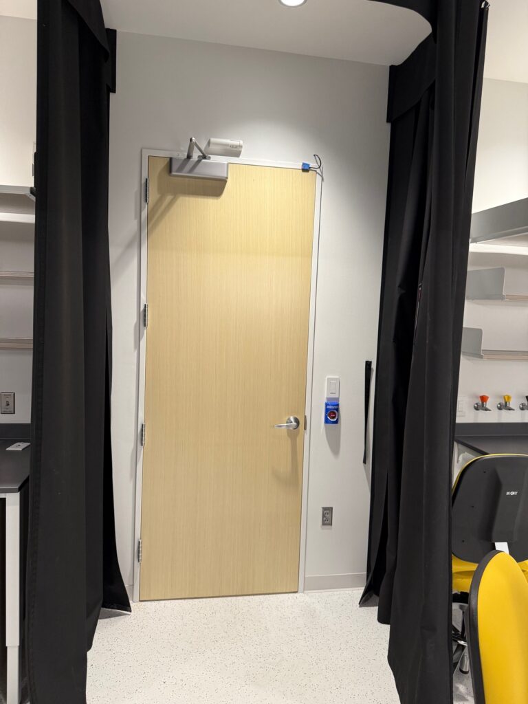 FLEX-GUARD® Curtains for Laser Lab Project 5272-2