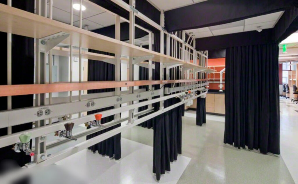 FLEX-GUARD® Curtains f Laser Lab