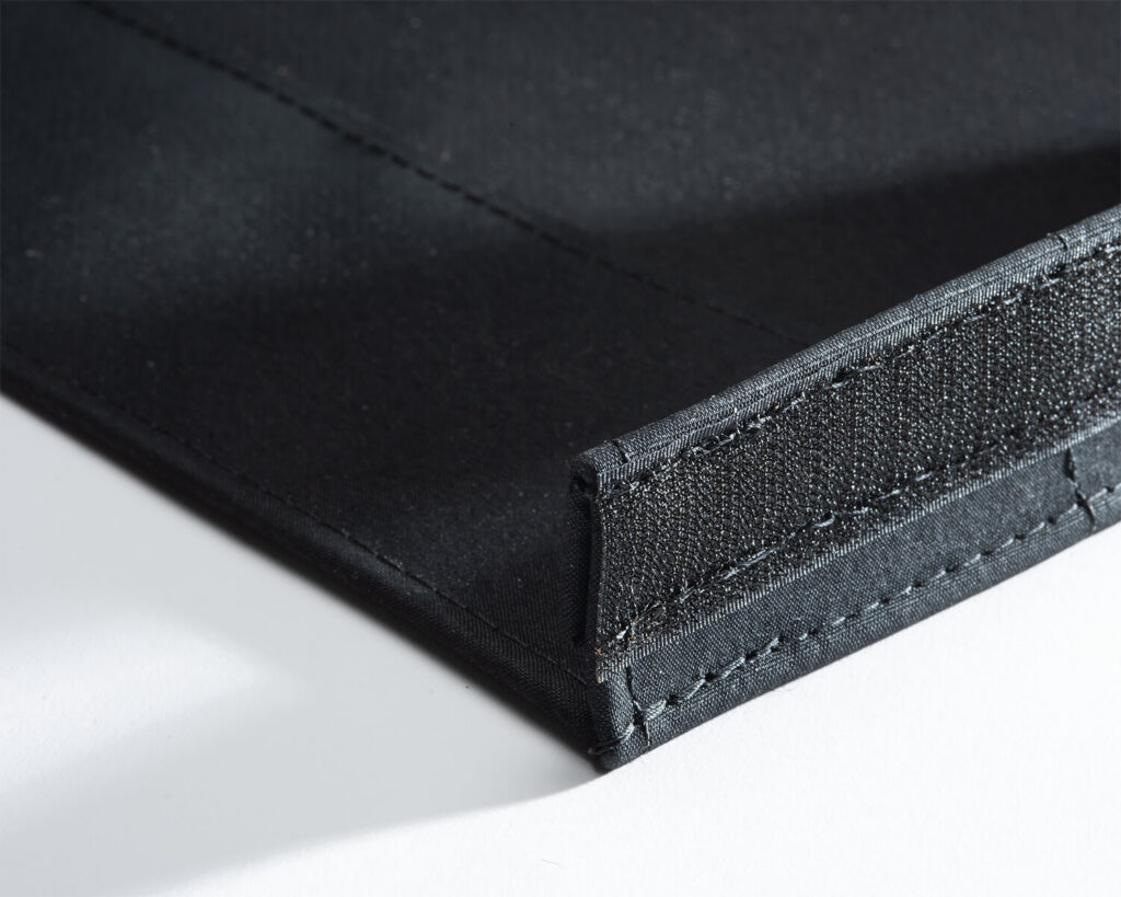VELCRO® at FLEX-GUARD® Curtain Edge