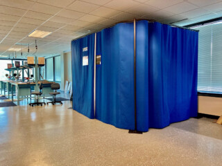 FLEX-GUARD® Floor Mount