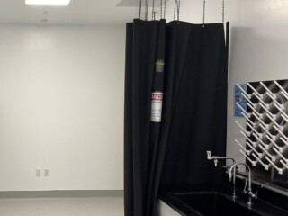 FLEX-GUARD® Curtain Ceiling and Wall Mount Extender Chains